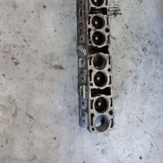 BMW E46 6 Cylinder Valve Holder
