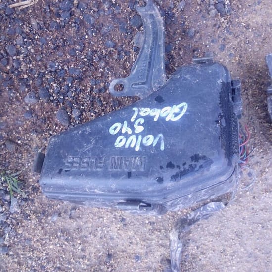 Volvo S40 Fuse Box - Used