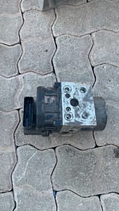 2000 Audi A4 V6 ABS Pump 2 2000 Audi A4 V6 ABS Pump
