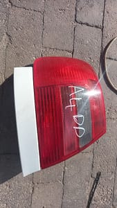 2000 Audi A4 B5 Left Taillight 2 2000 Audi A4 B5 Left Taillight
