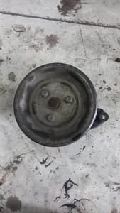 2013 Peugeot 308 1.8 Steering pump 2 2013 Peugeot 308 1.8 Steering pump