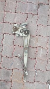 1987 Toyota corolla window mechanism 2 1987 Toyota corolla window mechanism