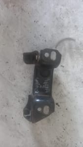2010 Mazda 2 Bracket 2 2010 Mazda 2 Bracket