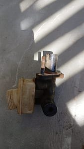 Master Cylinder 2 Master Cylinder