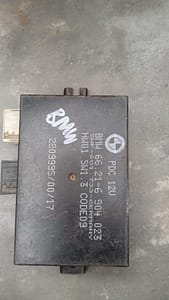 99-03 BMW E39 528i 540i Parking Assist Control Module 66216904023