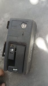 1995 Honda Ballade Bonnet & Fuel Flap Lever