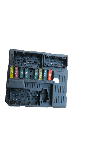 BMW X3 2.5si Fusebox WCP