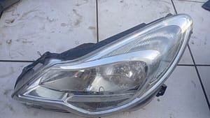 Upgrade your Opel Corsa D with this high-quality Left Headlight. Expertly designed for a perfect fit, this used headlight ensures optimal visibility on the road. Engineered to meet OE specifications, this headlight offers a cost-effective solution without compromising on performance. Get back on the road safely and confidently.