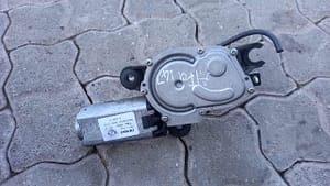 Alfa 147 Wiper Motor used 2 Alfa 147 Wiper Motor