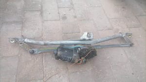 2000 Audi A4 B5 Wiper Motor 2 2000 Audi A4 B5 Wiper Motor