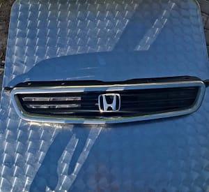 2001 Honda Ballade Grill