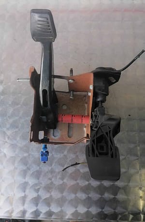 Ford Mondeo Pedal Set