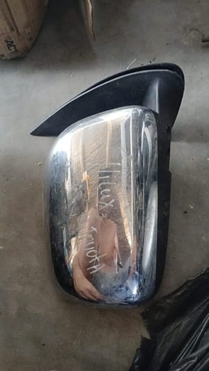 2008 Toyota Hilux Right Door Mirror