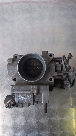 Mazda 626 Throttle Body