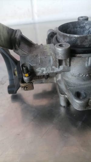 Daihatsu Sirion Throttle Body
