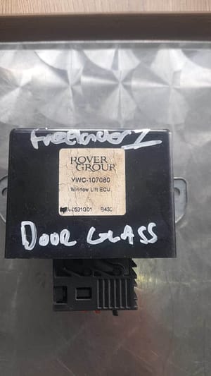 Landrover Freelander 1 Door Glass Module