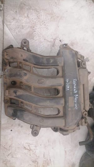 2006 Renault Megane Intake Manifold