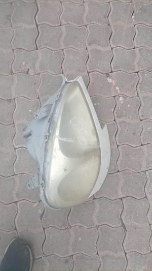 Daewoo Tucoma Right Headlight