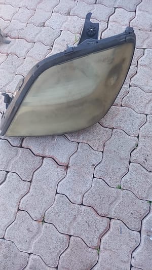 2011 Renault Scenic Left Headlight