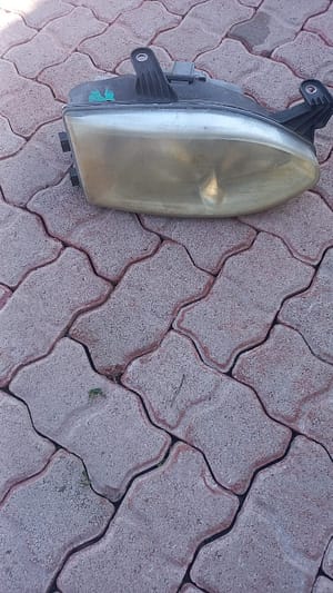 2000 Fiat Palio Right Headlight