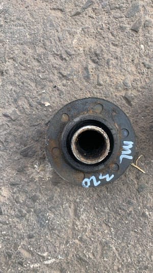 2002 Mercedes Ml320 rubber