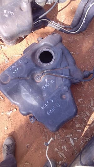 2006 Volkswagen Golf 5 Fuel Tank - Used
