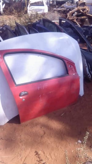 2013 Peugeot 107 Right Front Door Shell - Used