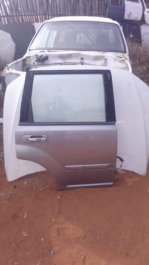 2008 Nissan Xtrail Right Rear Door Shell - Used