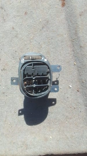1995 Hyundai Elantra J2 Right Dash Airvent -Used