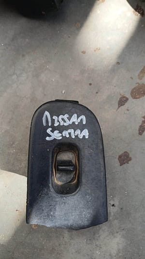 1995 Nissan Sentra Window Switch