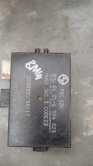 99-03 BMW E39 528i 540i Parking Assist Control Module 66216904023