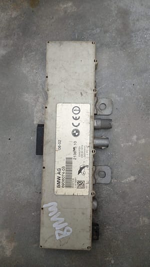 BMW E46 Antenna Amplifier 690607403