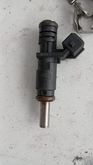 BMW X3 E83 2.5si Fuel Injector