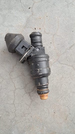 Audi A4 2.6/ 2.8 V6 Fuel Injector 078133551E