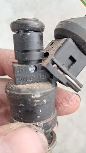Audi A4 2.6/ 2.8 V6 Fuel Injector 078133551E