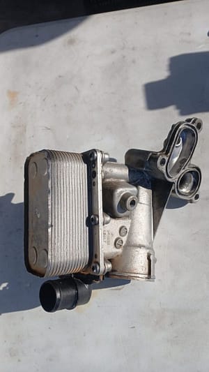 Renault Opel Vivaro 2.3 Oil Cooler - Used OEM - Efficient Cooling