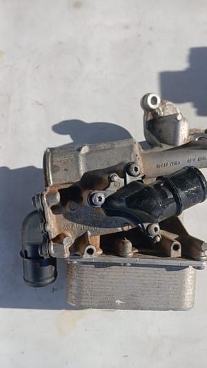 Renault Opel Vivaro 2.3 Oil Cooler - Used OEM - Efficient Cooling