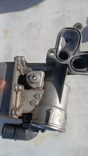 Renault Opel Vivaro 2.3 Oil Cooler - Used OEM - Efficient Cooling
