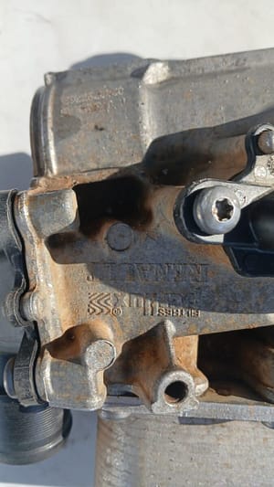 Renault Opel Vivaro 2.3 Oil Cooler - Used OEM - Efficient Cooling